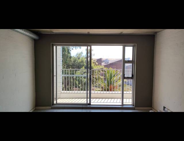 1 BEDROOM APARTMENT FOR SALE IN WOODSTOCK
